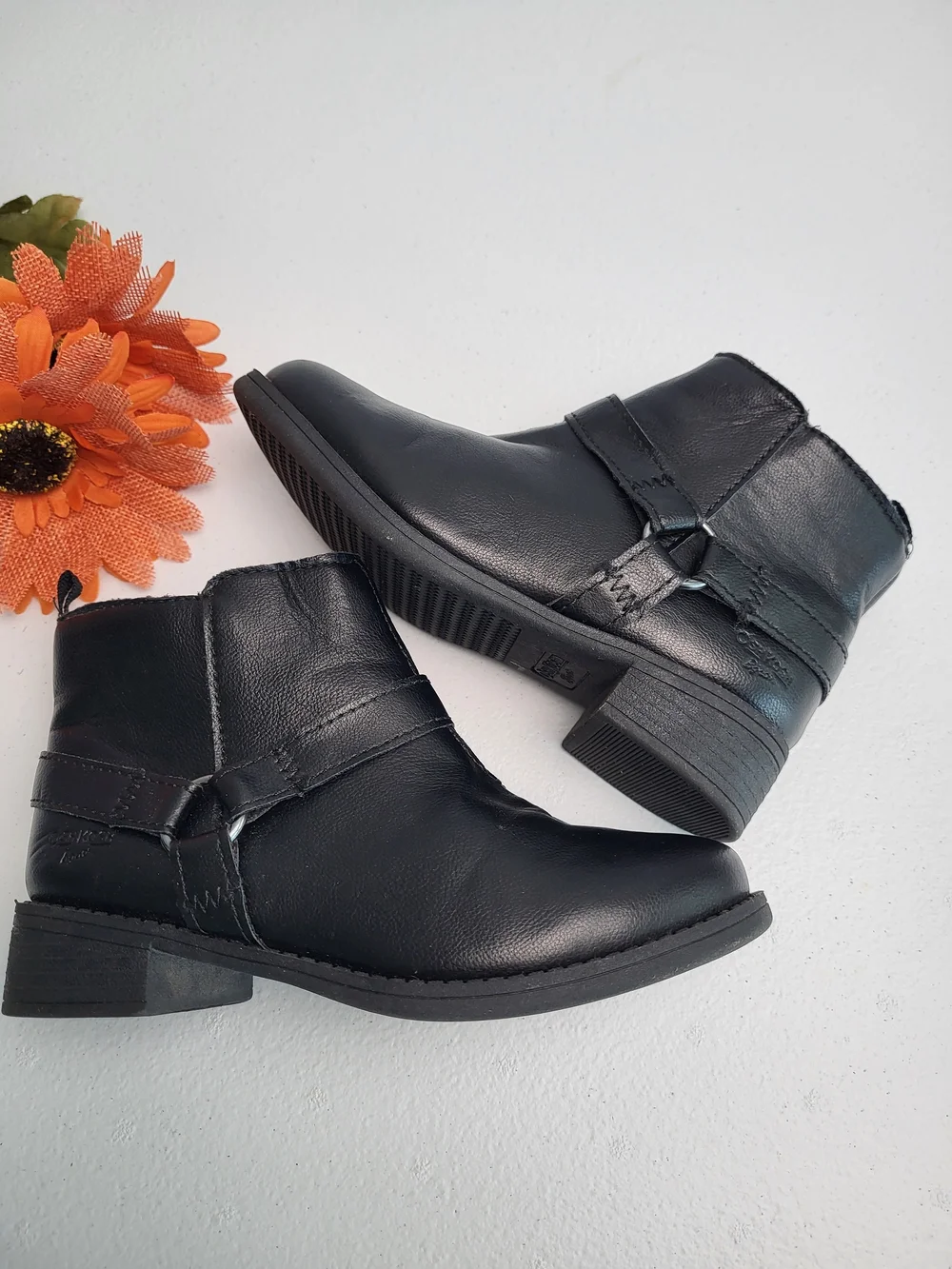 Classic Black Girl's Ankle Boots - Sleek Zip Closure